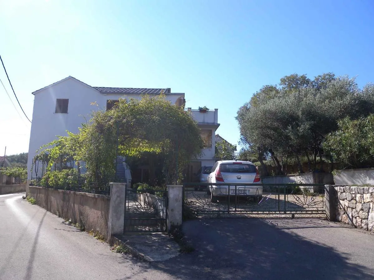 Apartments In Klanice/Insel Krk 14692 Sveti Ivan Dobrinjski 0*,  Croatia